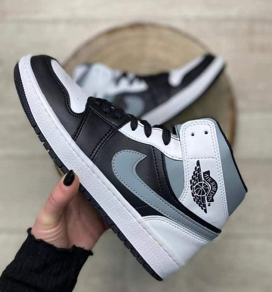 Air Jordan 1 Mid - White & Black & Grey