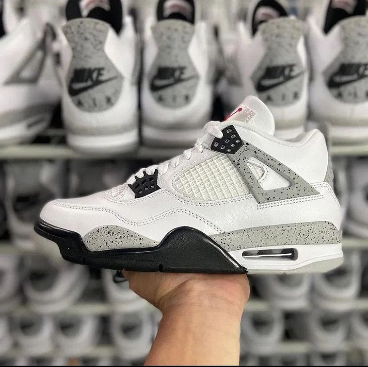 Jordan Retro - White & Black