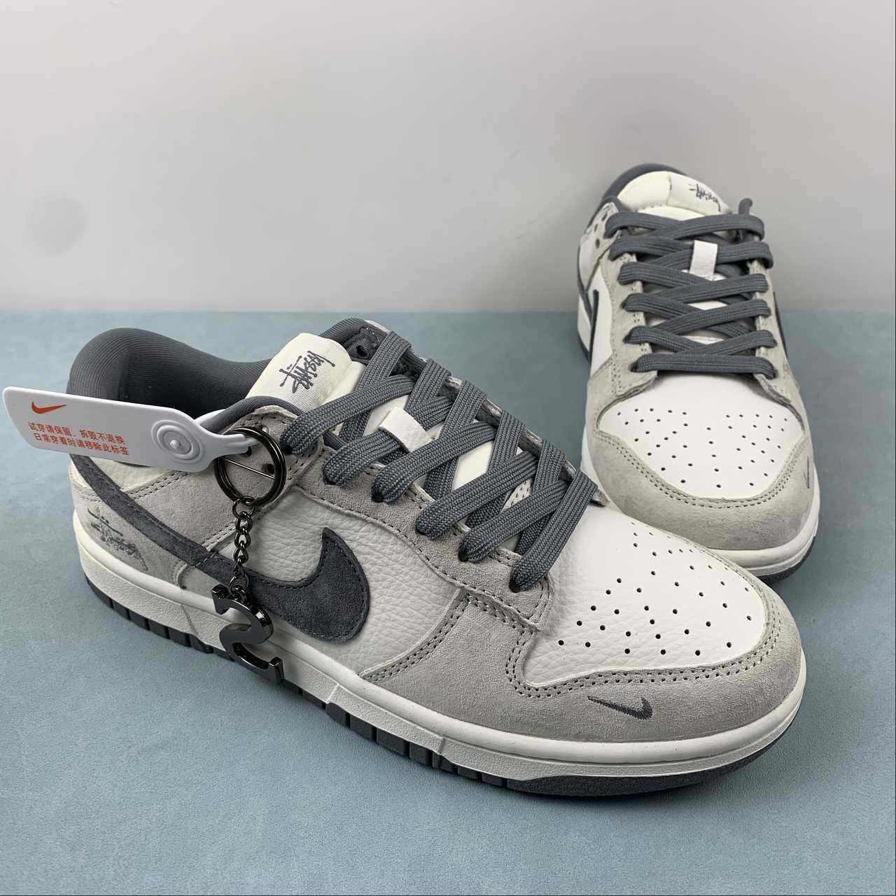 Nike Dunk Low X Stüssy