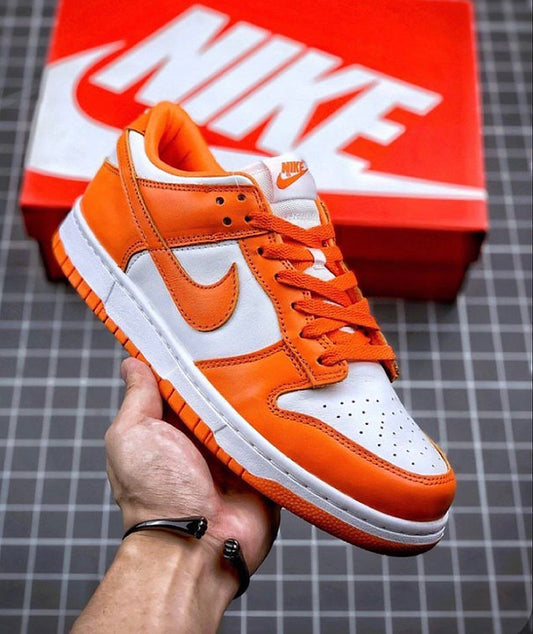 Nike Dunk Low - Orange